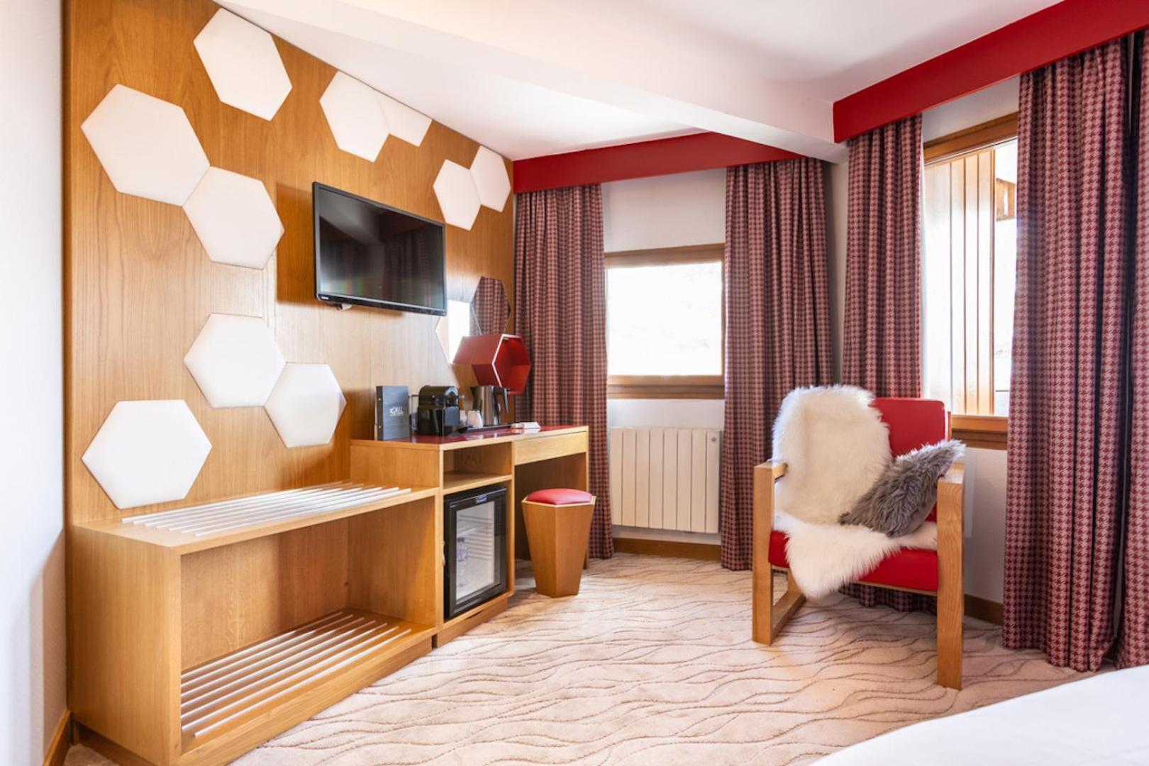 Royal Ours Blanc Boutique Hotel & Spa Alpe d'Huez Exteriör bild